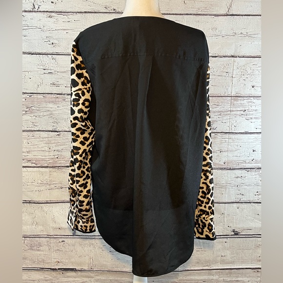 DKNY Blouse Wrap Front Leopard Print-Large - Picture 2 of 3
